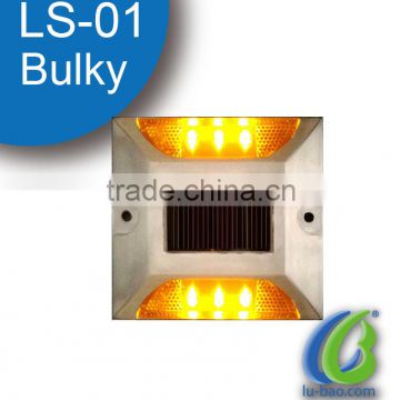 LS-01 Aluminum Outdoor Solar Road Stud