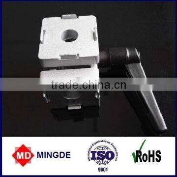 Pivot joint for 30x30 profile