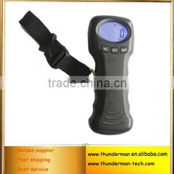 Portable travel digital luggage scale with temperature indication