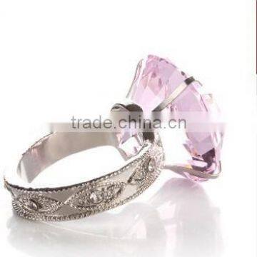 crystal napkin holder with pink diamond