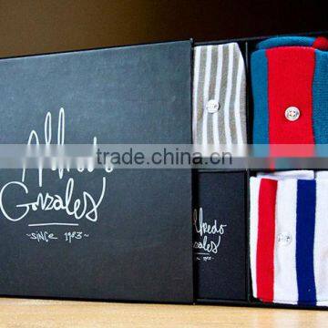 Personalized paper glove gift box drawer design with divider