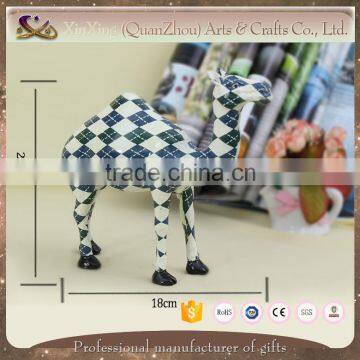 Delicate Style Indoor Camels Polyresin House Decoration photo-2