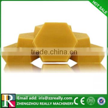 Natural crude yellow refined organic beeswax