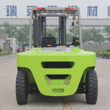 5.0T Four Wheel Diesel Forklift