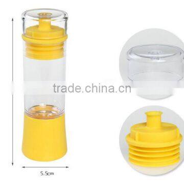 CY129 Kitchen Two Out of Oil Oiler 1Pcs Silicone Brush BBQ Tool Cooking Oil Bottle/Can/Oiler, Healthy Oil Leakproof photo-6
