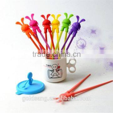 2015 Hot Sale Food Grade Silicone Baby Chopstics Holder photo-5