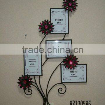 Metal wall photo frame