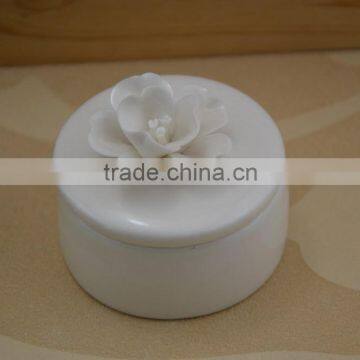 Hand Made Ceramic Jewelery Box With Flower Shape Design photo-5