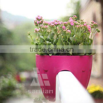 Hot selling new style plastic plant pots wholesale