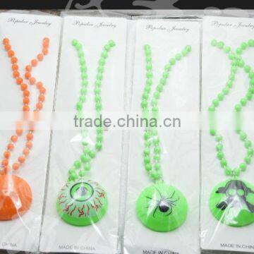 Diy Black Beads Luminous Halloween Skull Pendant Necklace White Skull Pendant Acrylic Beads Necklaces 2016 Halloween Gifts photo-6