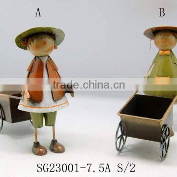 Home decorative autumn metal boy and girl push cart craft