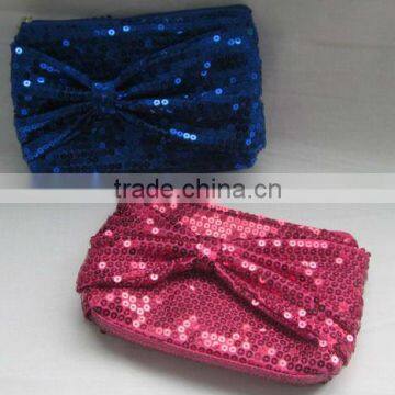 Bead piece clutch bag