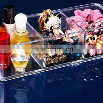 Clear Plastic Makeup Container photo-3