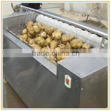 Brush potato cleaning machine for potato farm