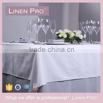 White 60x126" Rectangular Polyester RosetteTable Cloth for Wedding