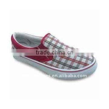 women's canvas shoe