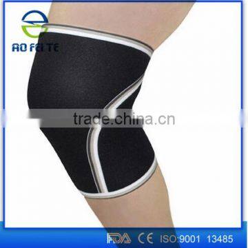 Best Sell Knee Sleeves Compression Support for Weightlifting CrossFit Squats