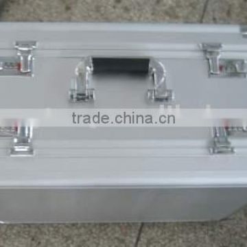 Aluminum double sided pistol case with metal corners