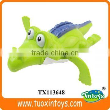 Wind up Plastic Realistic Jumping Frog Toy photo-2