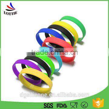 Custom Embossed Paint Silicone Bracelets Cheap Silicone Wristbands photo-4