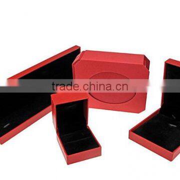 Personalized custom bracelet gift box wholesale cardboard jewelry box own logo printed jewelry package