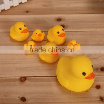 Wholesale Funny Floating PVC Rubber Yellow Duck Toys Bath Toy For Kids