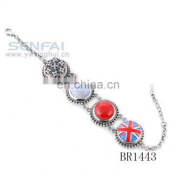 UK Flag Tapper Fastener Button Bracelet with Silver Chain and Enamel Snap Buttons Bracelet