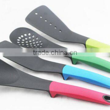 High Resistance Colorful Plastic Kitchen Utensils