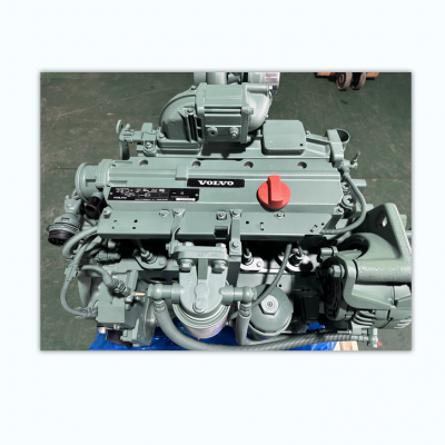 New Water-Cooled Electric Start 4-Stroke D4D diesel Engine Volvo D4D 73kw  Engine Assembly