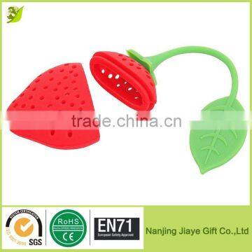 Silicone Strawberry Water Bottle with Tea Strainer Wholesale