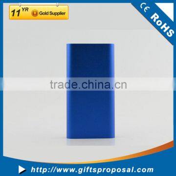 Power Bank Brilliant External Battery Pack (2.4A Smart Output) Classic Portable Charger for Smartphones Table photo-3