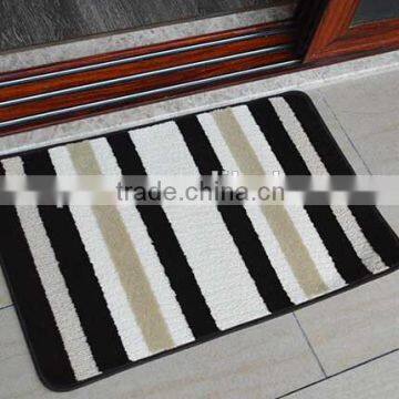 Loop pile floor mat