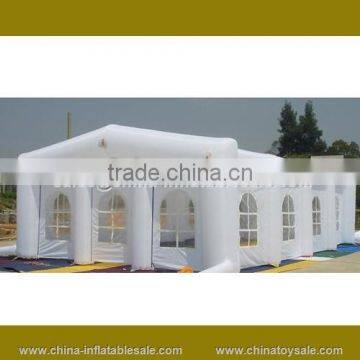 Hot sale gaint inflated tent with windows/inflatable family tent with window