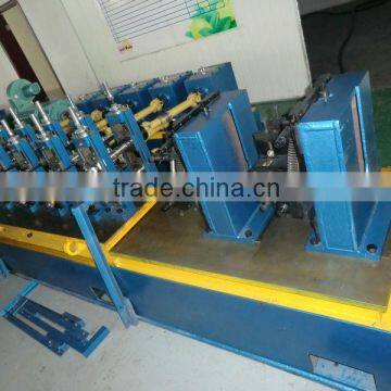 Cold cutting flying saw