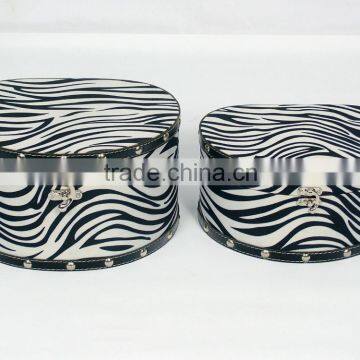 Retro Zebra egg-shaped jewelry box with buttons texture