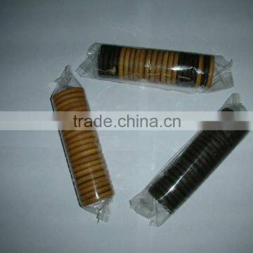 Single row biscuit tray-free packing machine