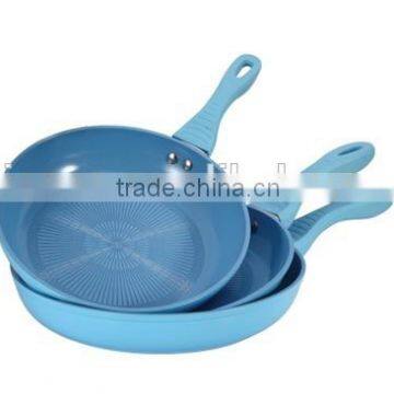 Colorful Aluminium non stick Cookware made in china