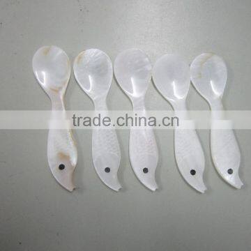 Nice fish-shaped MOP inlaid spoon with high quality from Vietnam