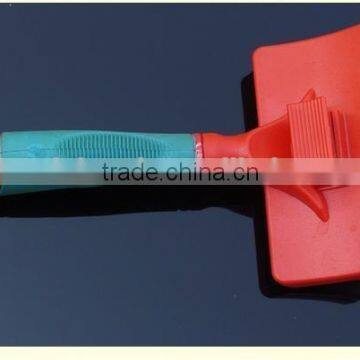 Self Cleaning Pet Brush photo-4