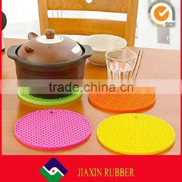 Wholesale Non Slip Pot Holders Hot Proof Dining Placemats Disposable Table Placemats photo-2