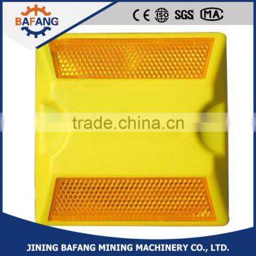 The Plastic Reflective Spike Used for Traffic Safety Facility photo-2