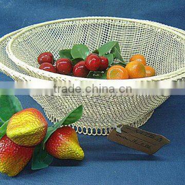 White iron home storage wire basket display