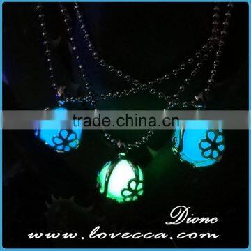 How Cool!! Glowing Magic Heart Locket Stone Pendants Lights Up In The Dark photo-5