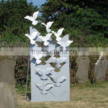 Metal pigeon sculpture art design for garden outdoor decorations