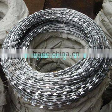 Razor Blade Barbed Wire 450mm Coil Diameter photo-2