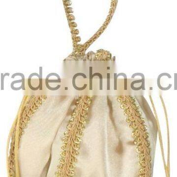 RENAISSANCE HANDBAG POUCH IN GOLD