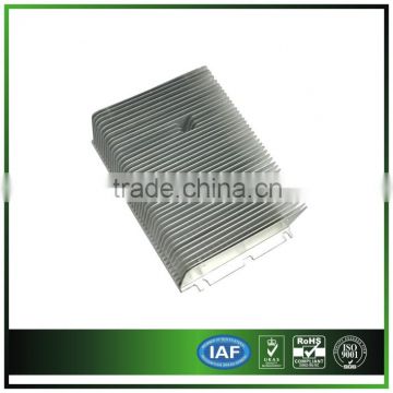 Extrusion heat sink for electronic refrigerator