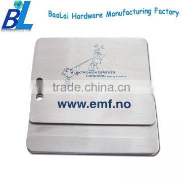 Promotional classic design parcel metal name tag
