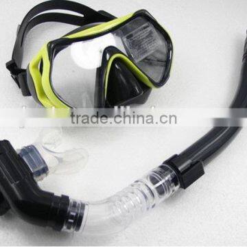 set snorkel and diving mask adult