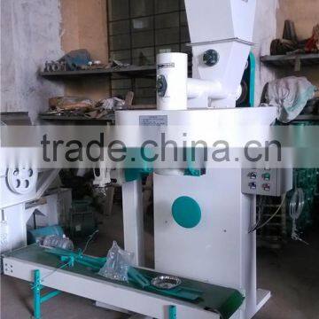 automatic packaging machine/automatic machine for weighing and packaging